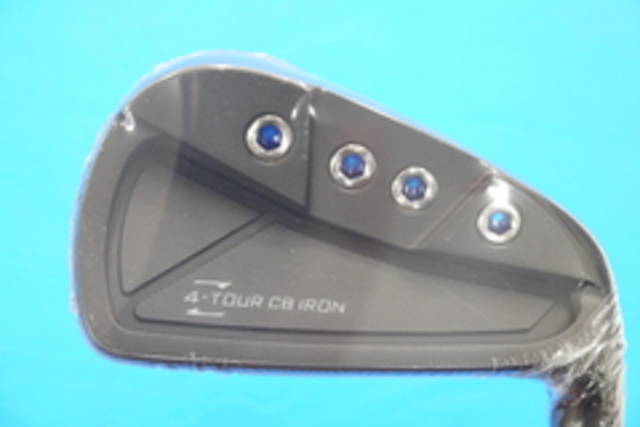 中古ゴルフ AXIS GOLF アイアンセットの写真