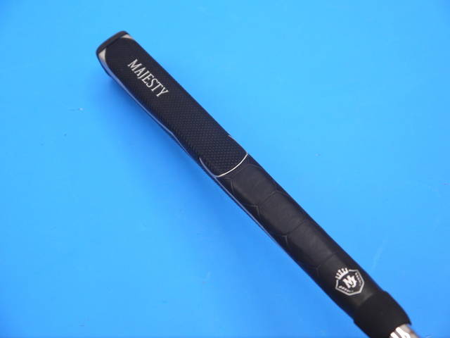 中古 MAJESTY W-MOMENT MIDパター ゴルフ用品