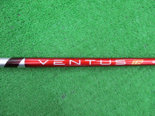 中古ゴルフ (Ｘ) VENTUS TR RED (VeloCore) 6 (タイトリスト用スリーブ)の写真