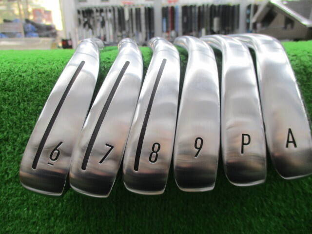 TaylorMade テーラーメイド 中古アイアンセット Qi 6本の商品