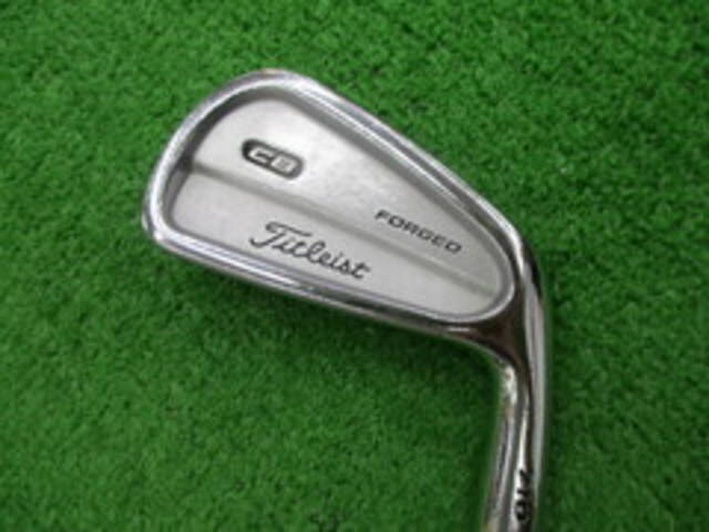 中古ゴルフ Titleist アイアンセットの写真