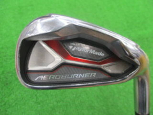 中古ゴルフ TaylorMade ドライバーの写真