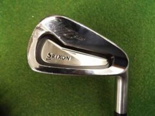 中古ゴルフ DUNLOP アイアンセットの写真