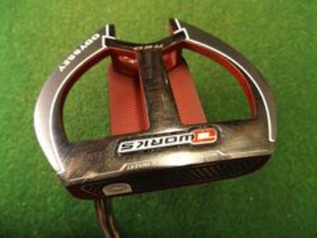 中古ゴルフ ODYSSEY パターの写真