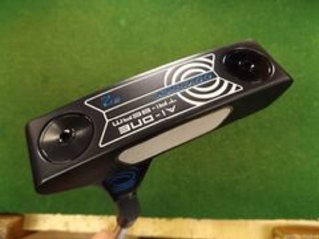 中古ゴルフ ODYSSEY パターの写真