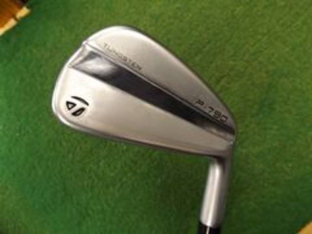 中古ゴルフ TaylorMade アイアンセットの写真