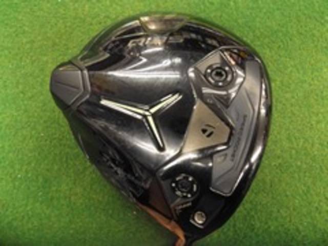 中古ゴルフ TaylorMade ドライバーの写真