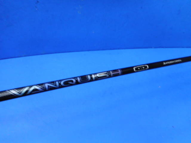 中古ゴルフ (Ｓ) VANQUISH 4 (テーラーメイド用スリーブ)の写真