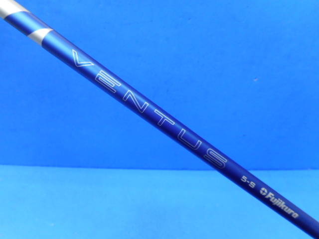 中古ゴルフ (Ｓ) VENTUS BLUE 2024 VeloCore+ 5 (テーラーメイド用スリーブ)の写真