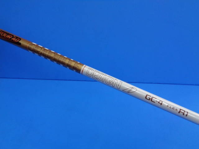 中古ゴルフ (R1) TOUR AD GC-4 (テーラーメイド用スリーブ)の写真