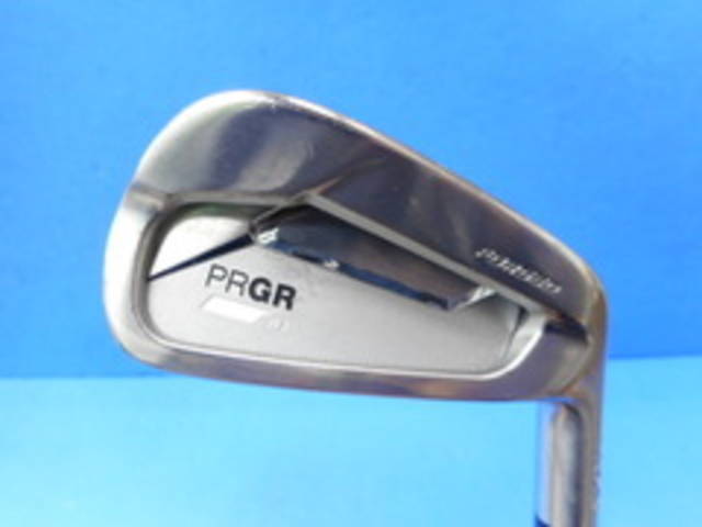 中古ゴルフ PRGR アイアンセットの写真