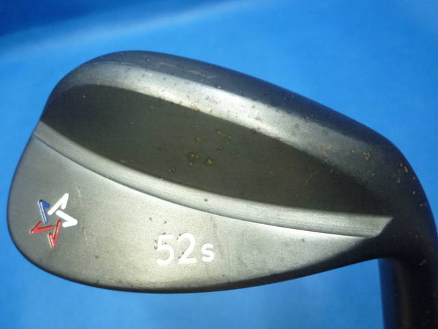 中古ゴルフ ARTISAN WEDGE DBM（黒） 52Sの写真