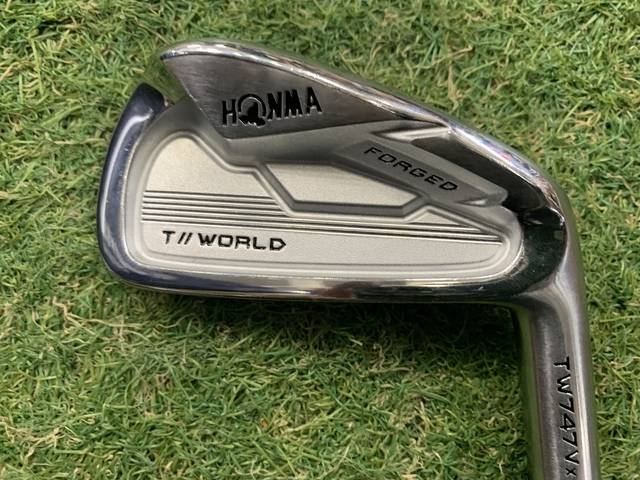 中古ゴルフ TOUR WORLD TW747Vx  6本の写真