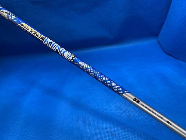 中古ゴルフ (Ｘ) ATTAS KING 5 (キャロウェイ用スリーブ)の写真