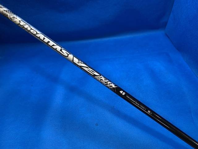中古ゴルフ (Ｓ) The ATTAS V2 4 (テーラーメイド用スリーブ)の写真