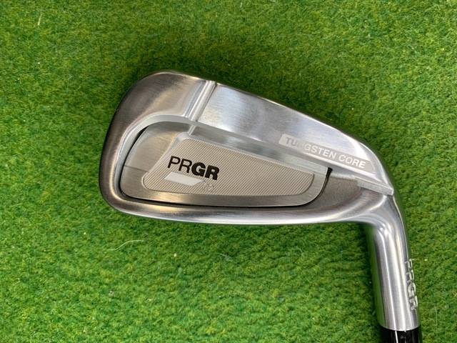 中古ゴルフ PRGR 02  6本の写真
