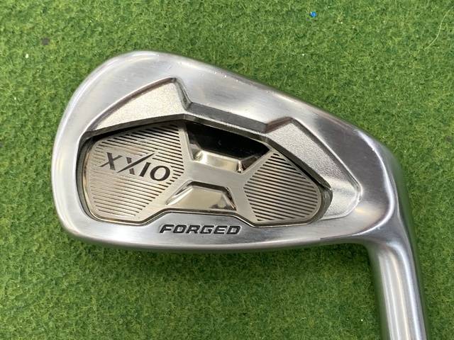 中古ゴルフ XXIO FORGED (2015)  6本の写真