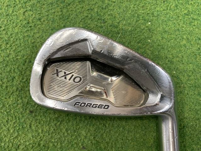 中古ゴルフ XXIO FORGED (2015)  6本の写真