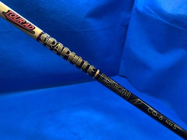 中古ゴルフ (Ｓ) TOUR AD CQ-6 (キャロウェイ用スリーブ)の写真
