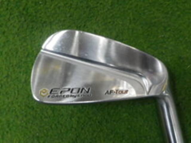 中古ゴルフ EPON アイアンセットの写真