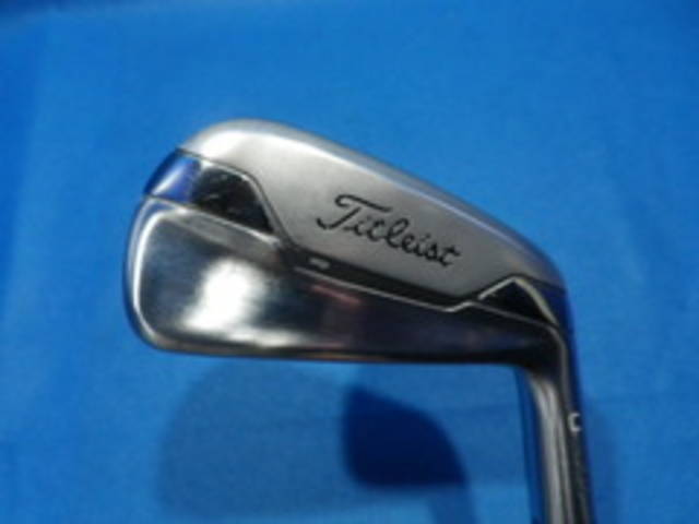 中古ゴルフ Titleist ユーティリティの写真
