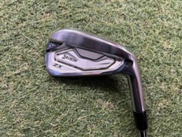 中古ゴルフ DUNLOP アイアンセットの写真