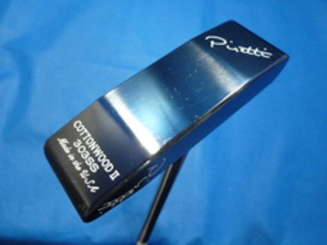 中古ゴルフ Piretti パターの写真