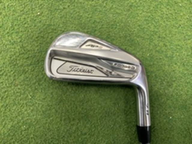 中古ゴルフ Titleist アイアンセットの写真