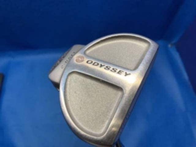 中古ゴルフ ODYSSEY パターの写真