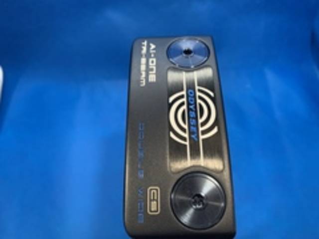 中古ゴルフ ODYSSEY パターの写真
