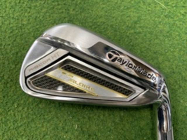 中古ゴルフ TaylorMade ドライバーの写真