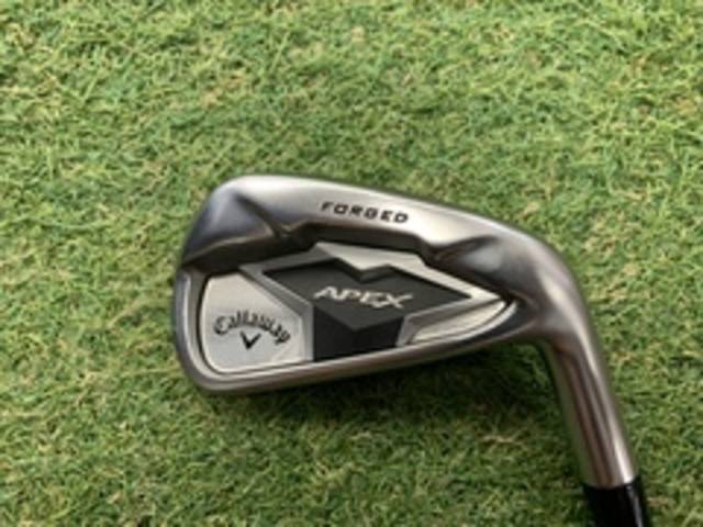 中古ゴルフ Callaway アイアンセットの写真