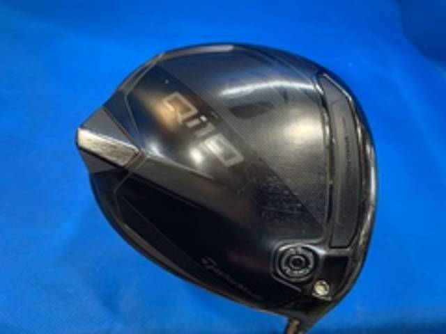 中古ゴルフ TaylorMade ドライバーの写真