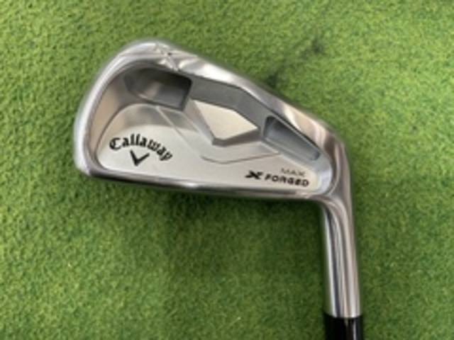 中古ゴルフ Callaway アイアンセットの写真