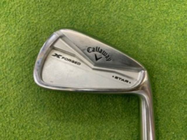 中古ゴルフ Callaway アイアンセットの写真
