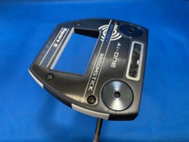 中古ゴルフ ODYSSEY パターの写真