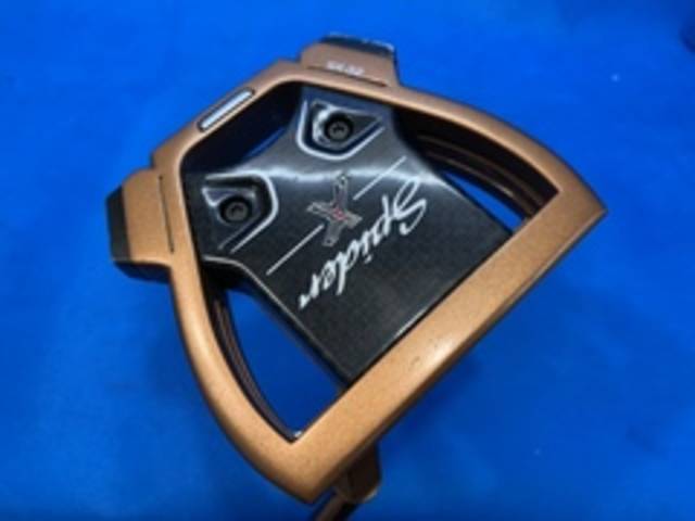 中古ゴルフ TaylorMade パターの写真
