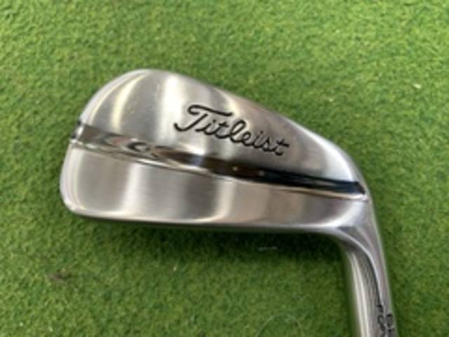 中古ゴルフ Titleist アイアンセットの写真
