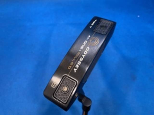 中古ゴルフ ODYSSEY パターの写真