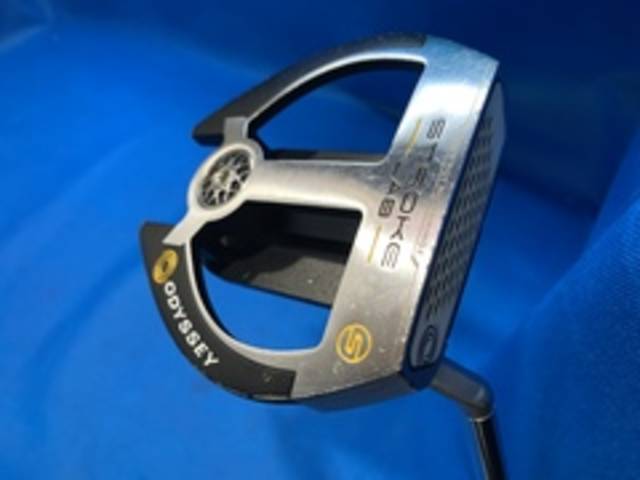 中古ゴルフ ODYSSEY パターの写真