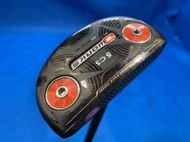 中古ゴルフ ODYSSEY パターの写真