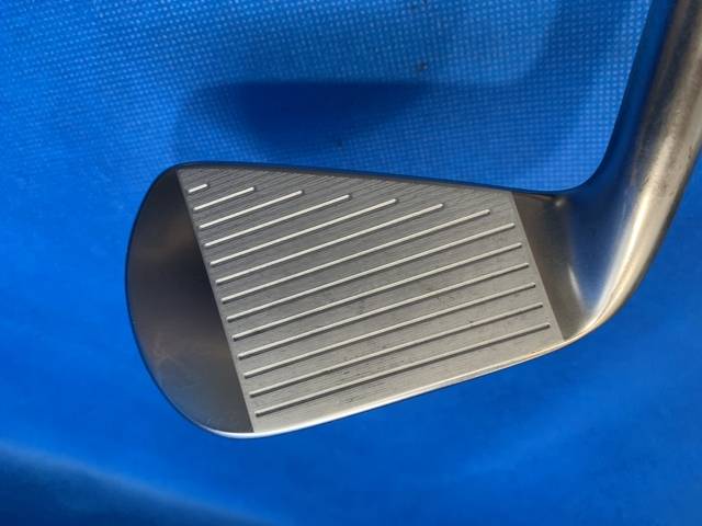 コップ DUNLOP ダンロップ 中古単品アイアン SRIXON ZXi5 #4の商品詳細