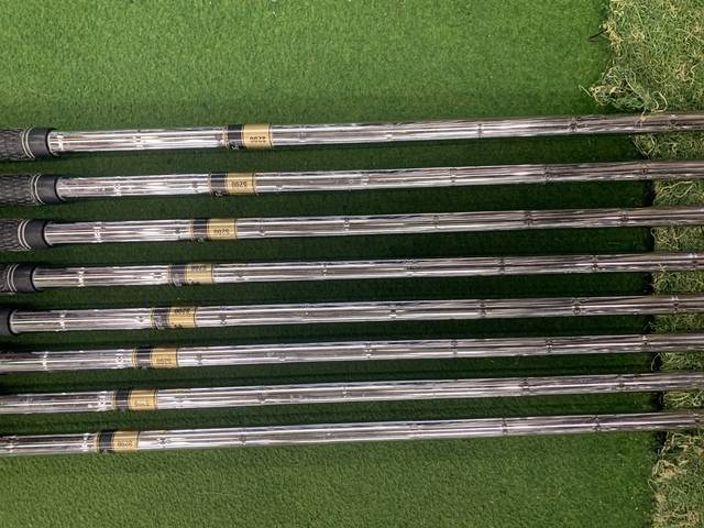 Titleist タイトリスト 中古アイアンセット DCI 990B 8本の商品詳細