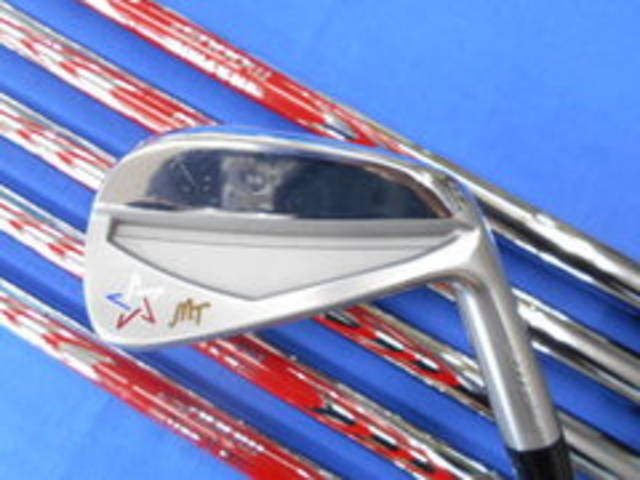 中古ゴルフ ARTISAN GOLF アイアンセットの写真