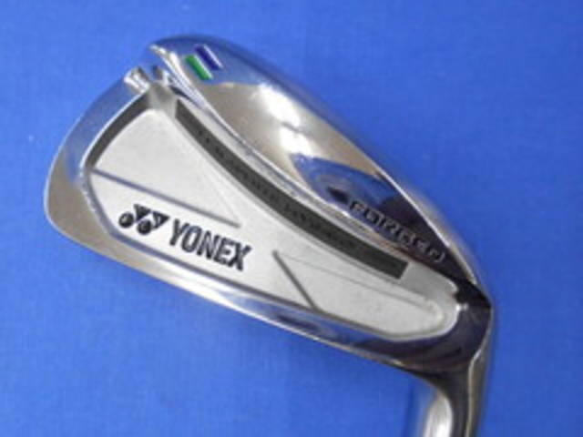 中古ゴルフ YONEX アイアンセットの写真