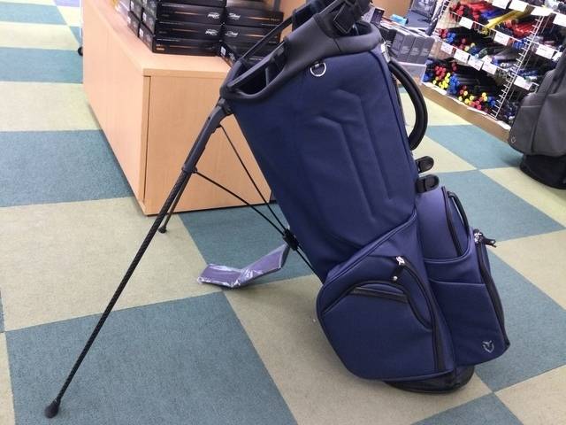 中古ゴルフ VESSEL 中古キャディバッグの写真