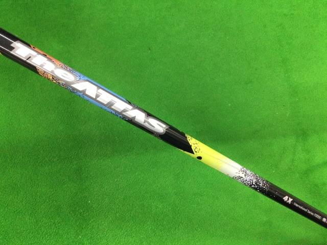 中古ゴルフ (Ｘ) The ATTAS 4 (タイトリスト用スリーブ)の写真