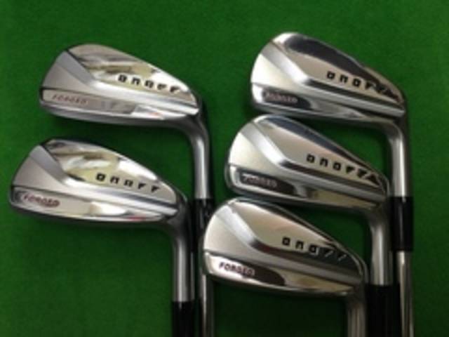 中古ゴルフ ONOFF FORGED KURO (2020)  5本