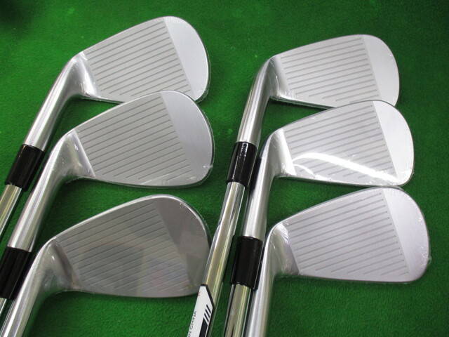 TaylorMade テーラーメイド 中古アイアンセット P・7CB FORGED