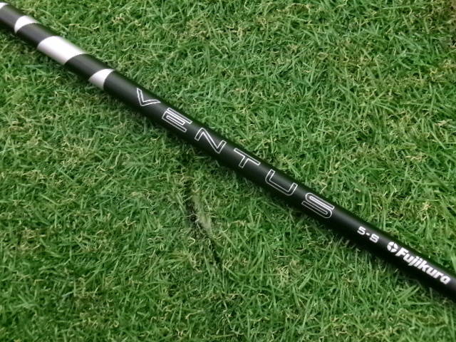 中古ゴルフ (Ｓ) VENTUS BLACK 2024 VeloCore+ 5 (タイトリスト用スリーブ)の写真